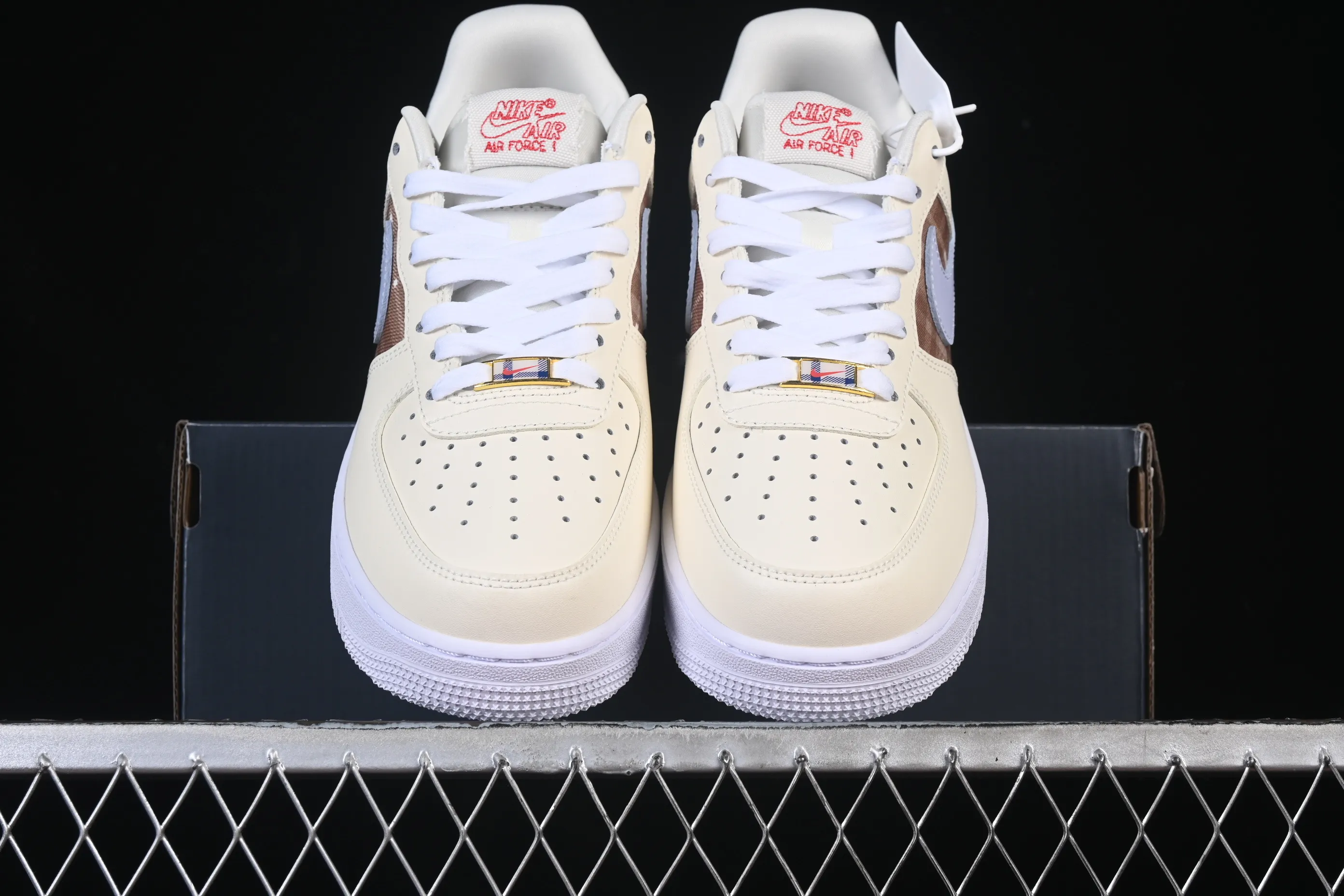 All categories Nk Air Force 1 Air Force series Nk Air Force 1 Low Air Force low-top Nike Air Force 1'07 Low Air Force 1 low-top casual sneakers IH7352-001